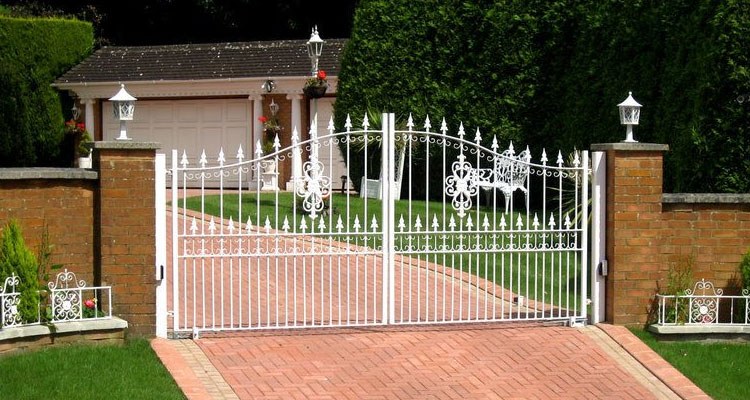 Sliding Driveway Gate Installation Santa Ana